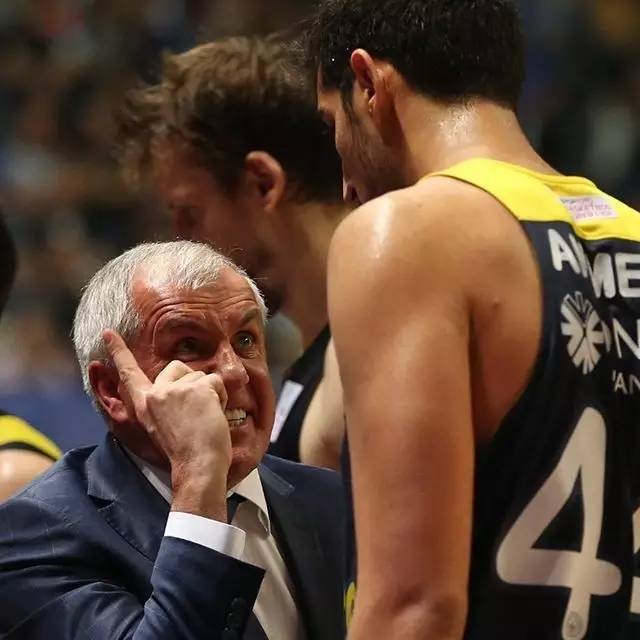 关于全明星赛加时末段再迎强敌，费城76人队长鼓劲，主帅态度：媒体盛赞，细节决定成败的信息九游体育